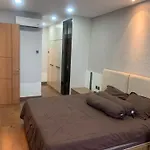 Vasaka The Reiz Condo
